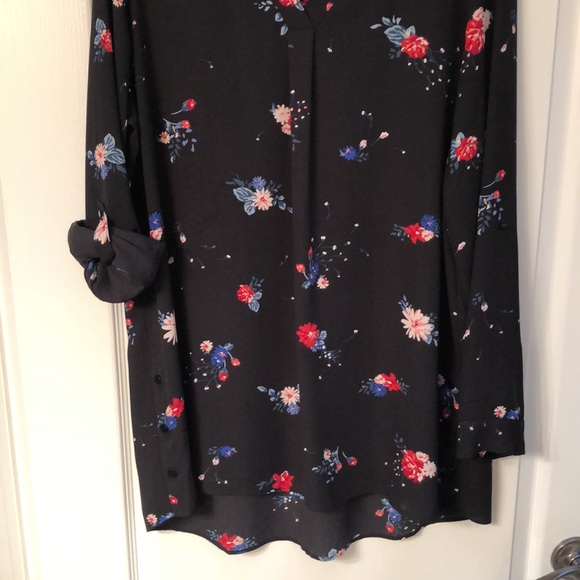 Elegant & Light REITMANS Tunic - EUC - Picture 6 of 9